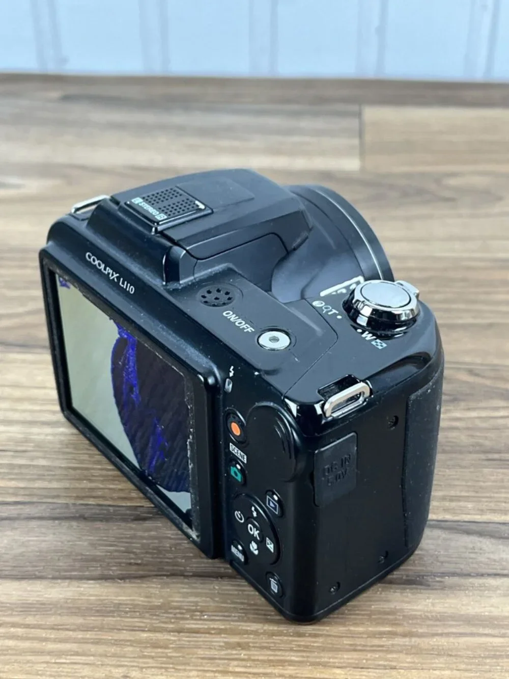 Nikon COOLPIX L110 12.1MP Digital Camera Black 15x Zoom AS-IS/PARTS ONLY